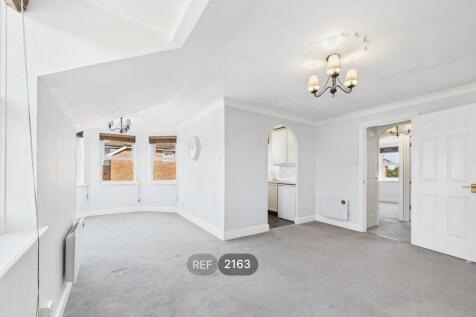 Living/Dining area