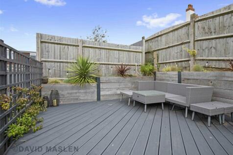 decking area.jpg