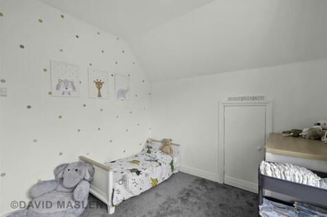 bed 2 (2).jpg