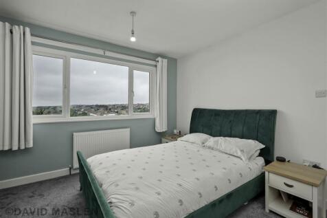 bed 1 (2).jpg