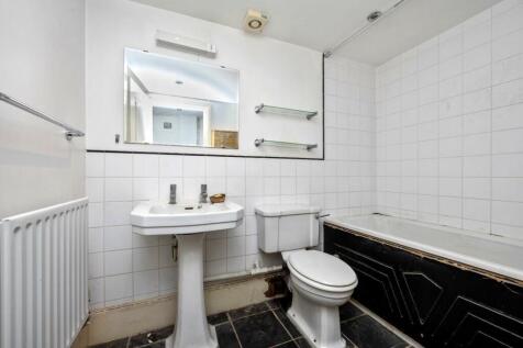 bathroom.JPG