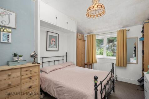 Bedroom (2).jpg