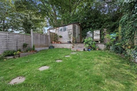 Rear Garden (4).jpg