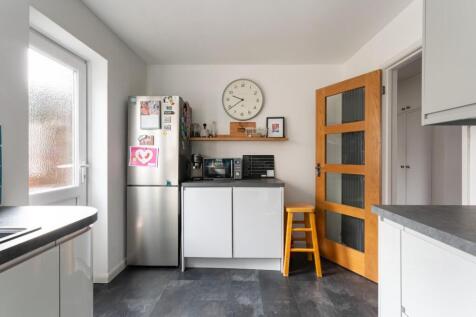 kitchen (1).jpg