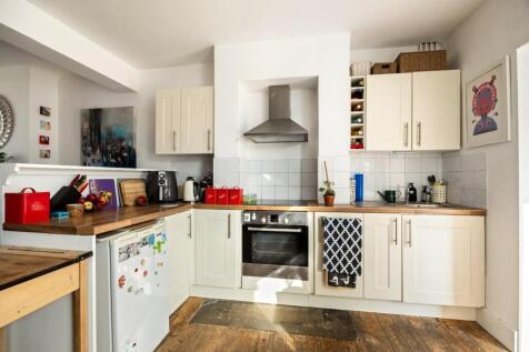 kitchen (1).jpg