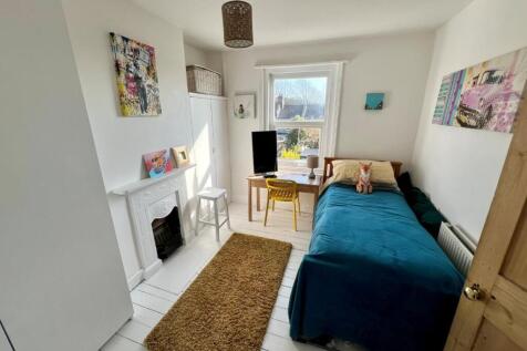 owners photo - bedroom .jpg