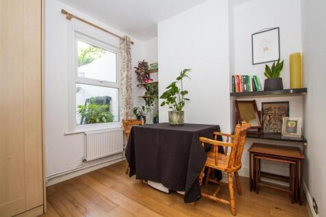 dining room.jpg