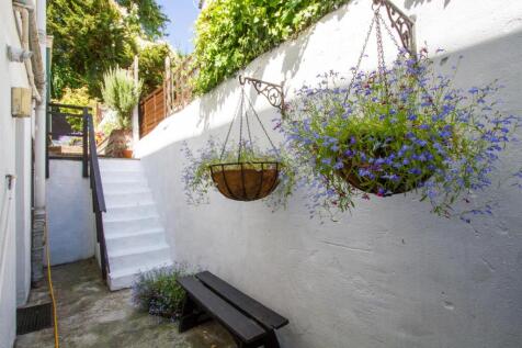 PAtio.jpg