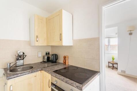kitchen (1).jpg