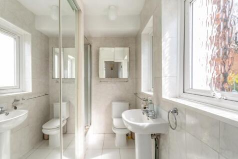 shower room (2).jpg