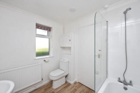 bathroom (2).jpg
