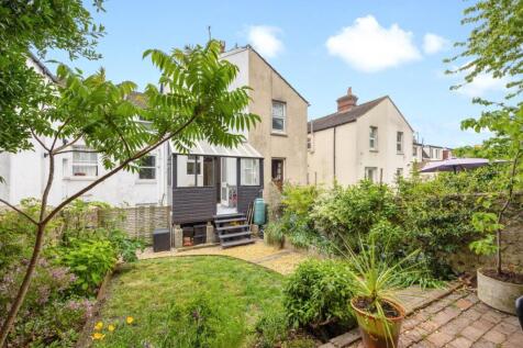 rear garden (1).jpg