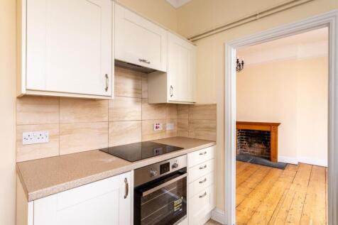 kitchen (1).jpg