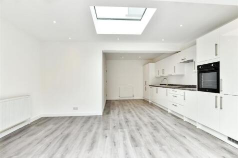kitchen (1).jpg