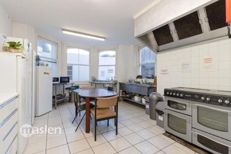 Communal Kitchen