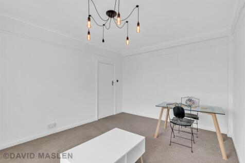living room2.jpeg