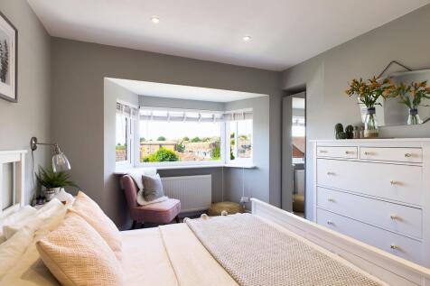 bedroom (2).jpeg