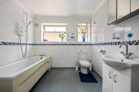 bathroom.JPG