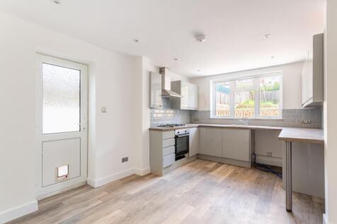 kitchen (1).jpg
