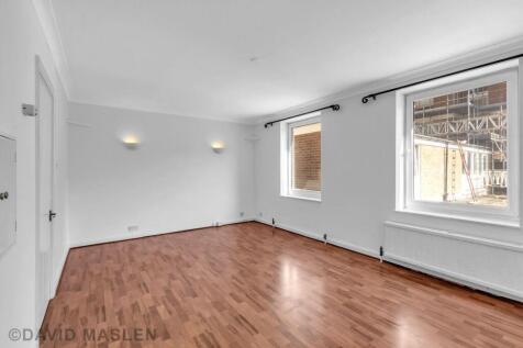 living room2.jpeg