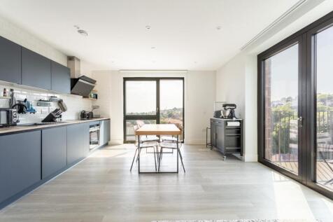 kitchen (2).jpg