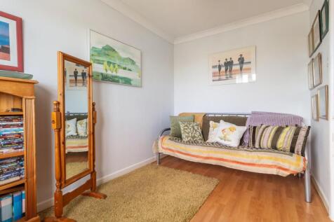 bedroom new.jpg
