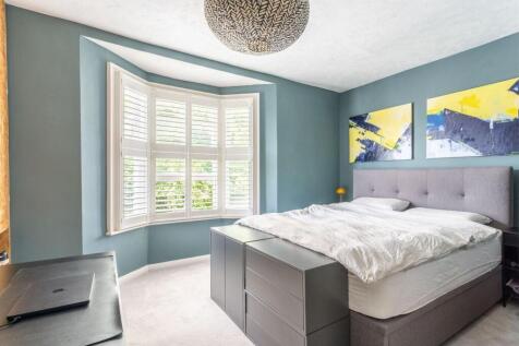 bedroom (1).jpg
