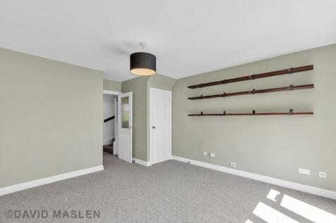living room2.jpeg