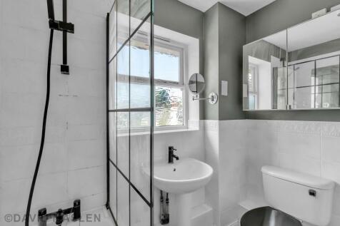 bathroom.jpeg