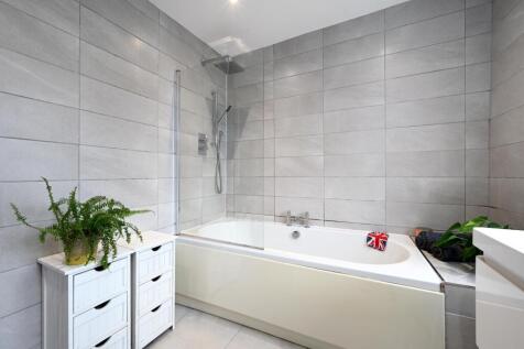 bathroom (1).jpeg