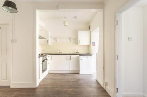 kitchen (2).jpg