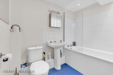 bathroom.jpeg