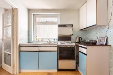 kitchen (3).jpg