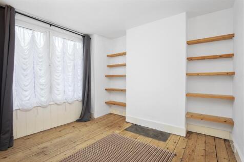 bed 1.jpg