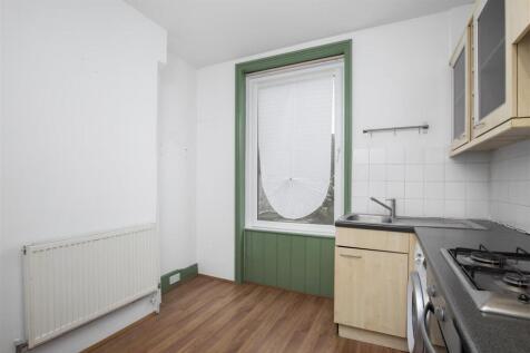 kitchen (2).jpg