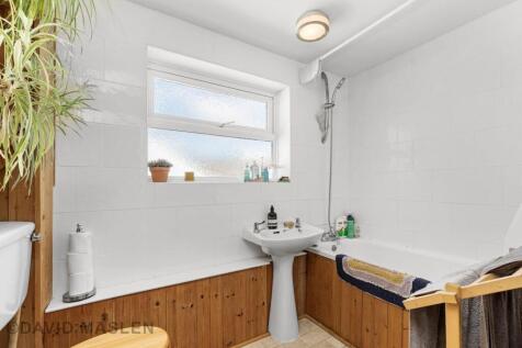 bathroom.jpeg