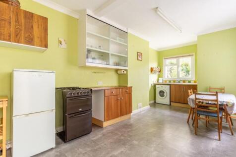 kitchen (1).jpg