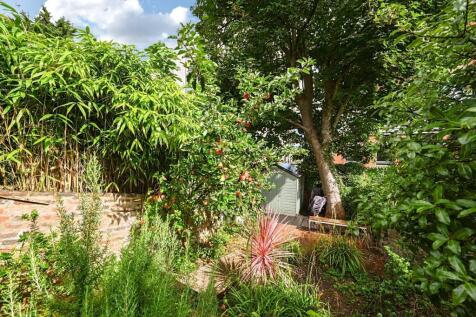 24 Dyke Road Drive, BN1 (6).jpg