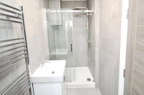Main Shower Room