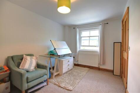 Bedroom 4/study 