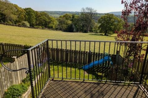 balcony to garden 