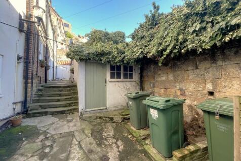Yard and Wash House