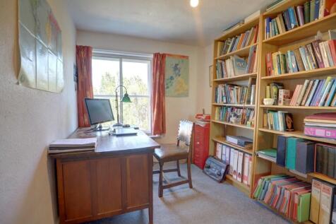 Bedroom 4/study 