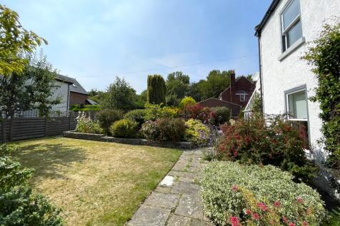 Front garden 