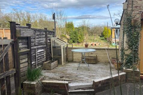 REAR PATIO