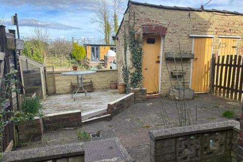 REAR PATIO