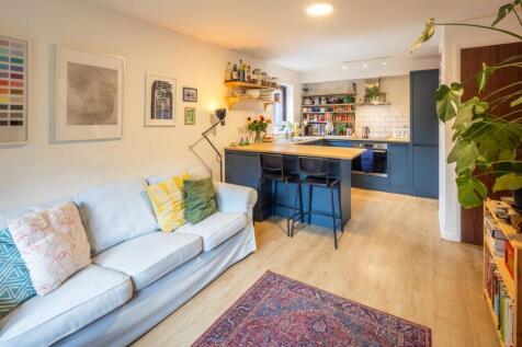 Flat 6 Ashman Court Images_LowRES_6.jpg