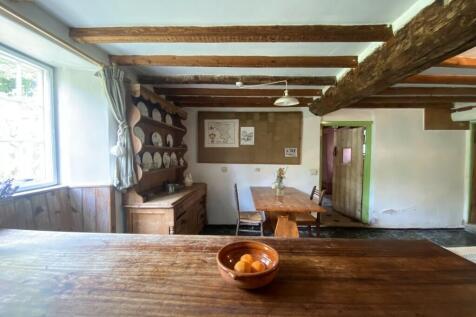 Kitchen counter