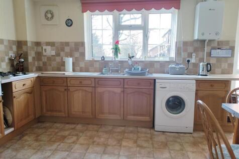 Kitchen / Breakfast Room