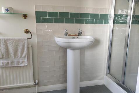 Ensuite Shower Room